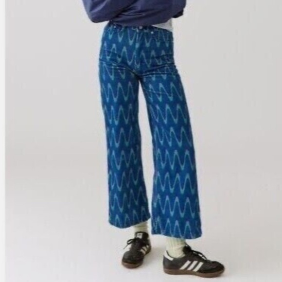 URBAN OUTFITTERS BDG HIGH & WIDE CORDUROY PANTS - BLUE MULTI WAVY LINE size 27 - Picture 1 of 12